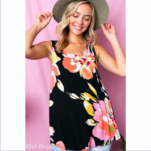 ❤️LAST! Floral Print Soft Jersey Knit Black Relaxed Fit Top! - Picture 8 of 9